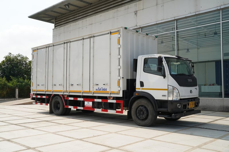 รถบรรทุก 6 ล้อ TATA Ultra T.14 RHD (Demo)