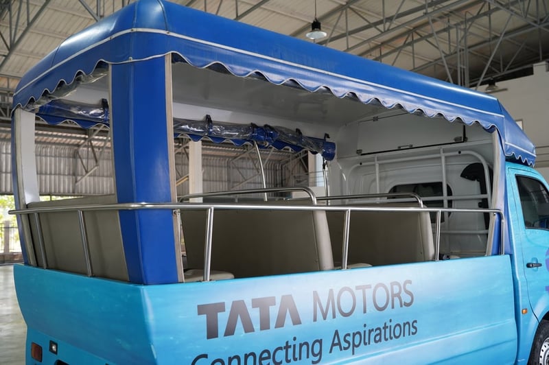 TATA Super Ace Mint รุ่นรถโดยสาร (Demo)