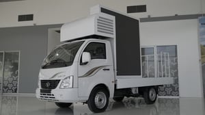 TATA Super Ace Mint รุ่น LED (Demo)