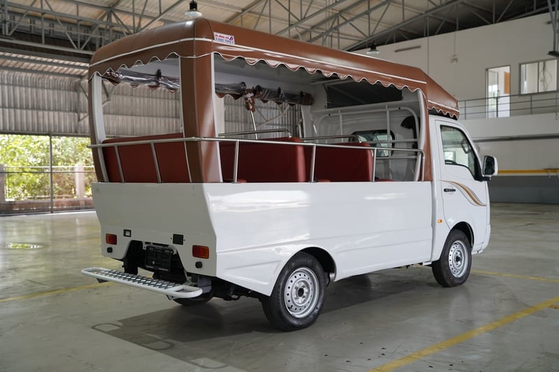 TATA Super Ace Mint รุ่นรถโดยสาร (Demo)