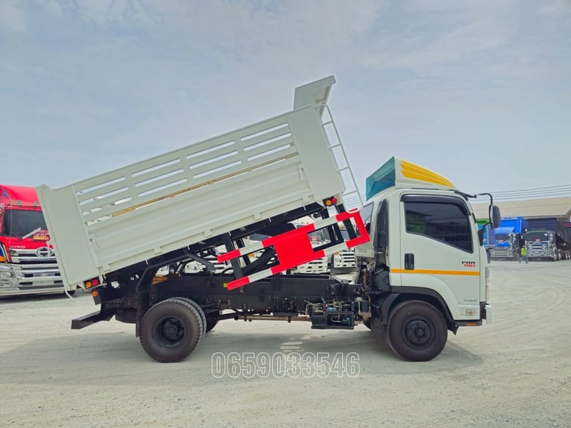 หกล้อดั้มพ์ ISUZU FRR 190 แรง ปี 2565 (0522) หกล้อดั้มพ์ ISUZU FRR 190 แรง ปี 2565 (0522)