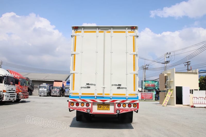 สิบล้อตู้สิบบาน HINO FL8J 260 แรง ปี 2561 (2716) สิบล้อตู้สิบบาน HINO FL8J 260 แรง ปี 2561 (2716)
