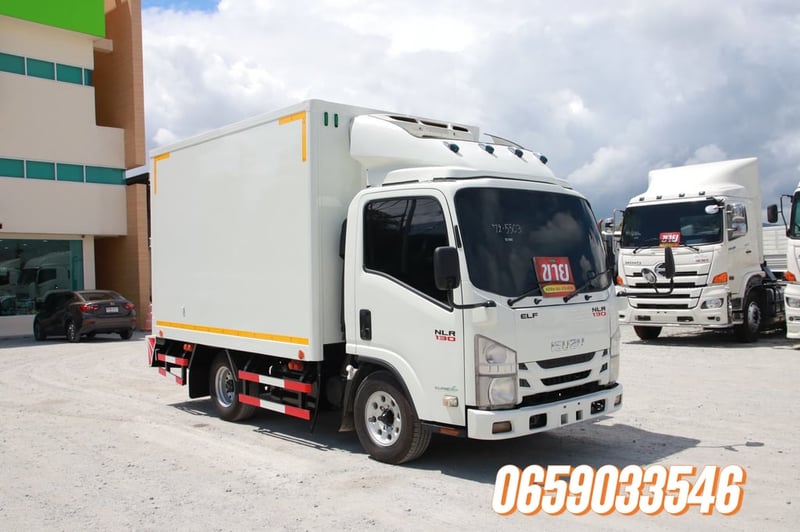 สี่ล้อตู้เย็น ISUZU NLR 130 แรง ปี 2562 (5503)