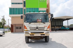 สิบล้อโม่ปูน