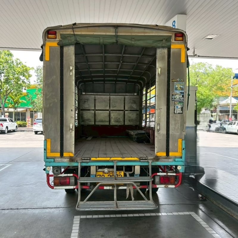 หกล้อโดยสาร HINO XZU  150 แรงม้า ปี 2561 (2872)