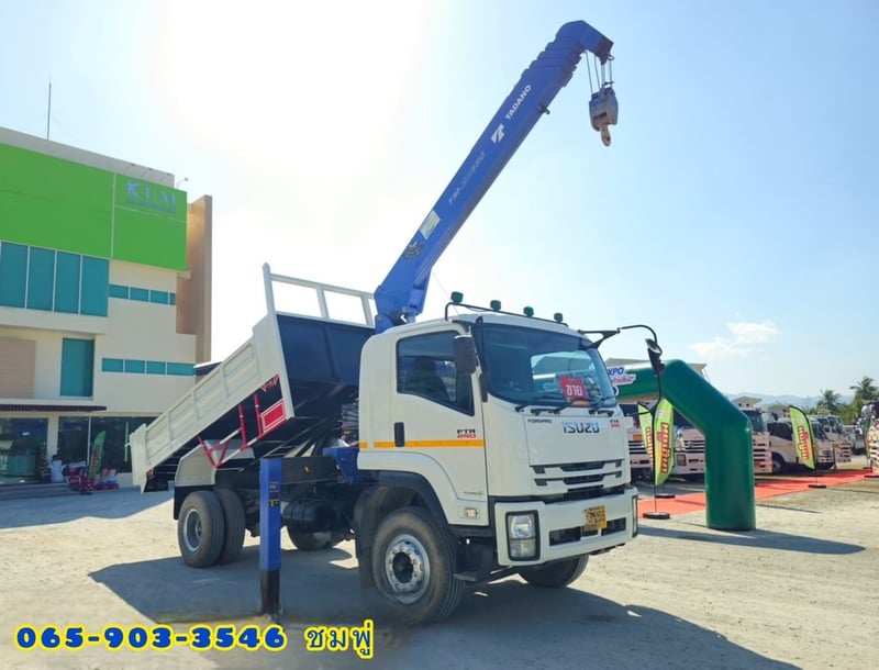 หกล้อดั้มพ์ติดเครน ISUZU FTR 240 แรงม้า 2566 (3266)