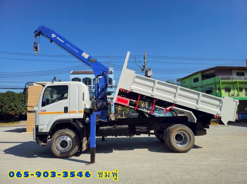 หกล้อดั้มพ์ติดเครน ISUZU FTR 240 แรงม้า 2566 (3266)