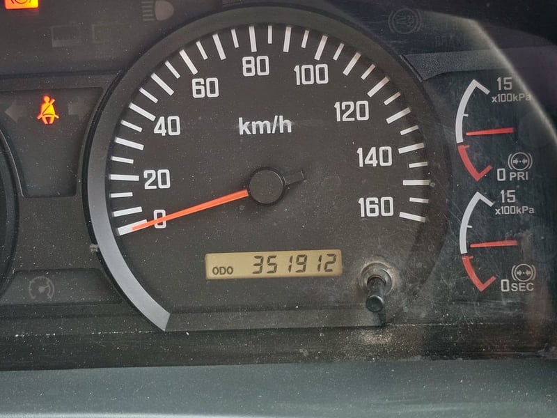 สิบล้อดั้มพ์ ISUZU FXZ 360 แรง ปี 2565 (2591)