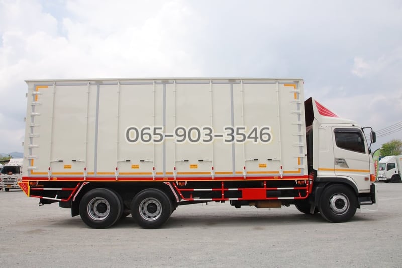 สิบล้อตู้สิบบาน HINO FL8J 260 ปี 2565 (5943)