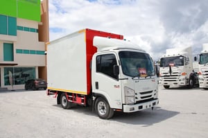 สี่ล้อตู้ ISUZU สี่ล้อตู้ ISUZU