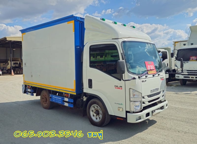 สี่ล้อตู้ ISUZU  NLR 104 แรง ปี 2564 (4519)