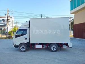 สี่ล้อตู้HINO สี่ล้อตู้HINO