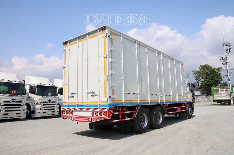 สิบล้อตู้สิบบาน HINO FL8J 260 แรง ปี 2561 (2716) สิบล้อตู้สิบบาน HINO FL8J 260 แรง ปี 2561 (2716)