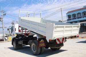 หกล้อดั้มพ์ ISUZU FTR  240 แรงม้า 2566 (3266)