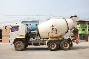 สิบล้อโม่ปูน HINO