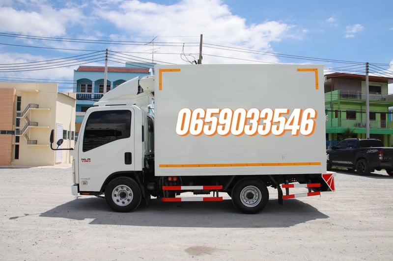 สี่ล้อตู้เย็น ISUZU NLR 130 แรง ปี 2562 (5503) สี่ล้อตู้เย็น ISUZU NLR 130 แรง ปี 2562 (5503)