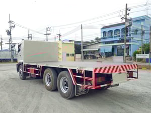 สิบล้อพื้นเรียบ HINO FL8J  260 แรงม้า ปี 2560 (1784)