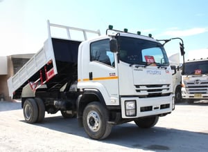 หกล้อดั้มพ์ ISUZU FTR  240 แรงม้า 2566 (3266)