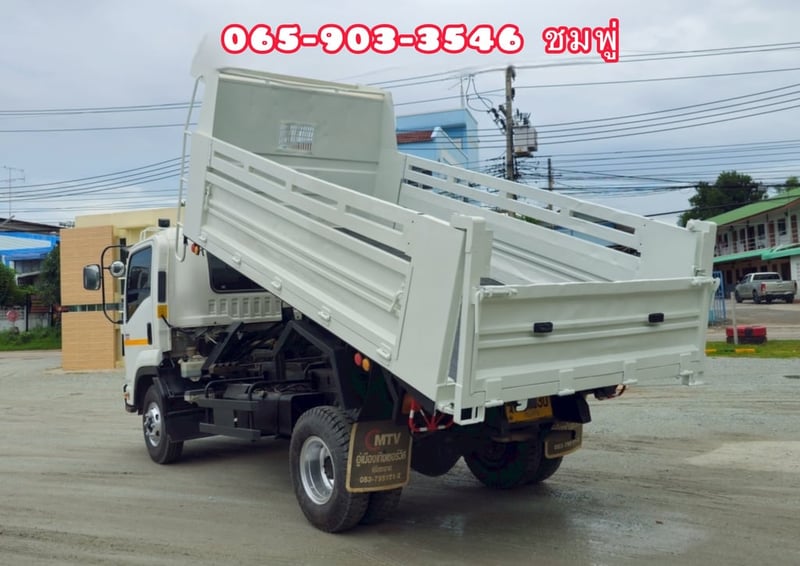 หกล้อดั้มพ์ ISUZU FRR 210 แรง  ปี 2565 (1030)
