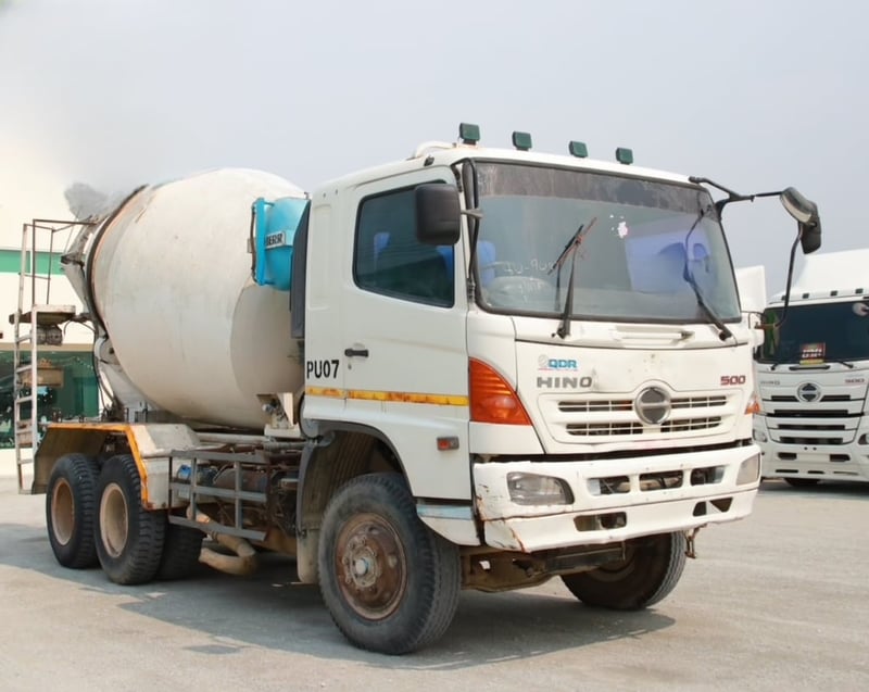 สิบล้อโม่ปูน H INO FM1A  330 แรงม้า ปี 56 (9081) ✔️โม่  LIEBHERR  7 คิว