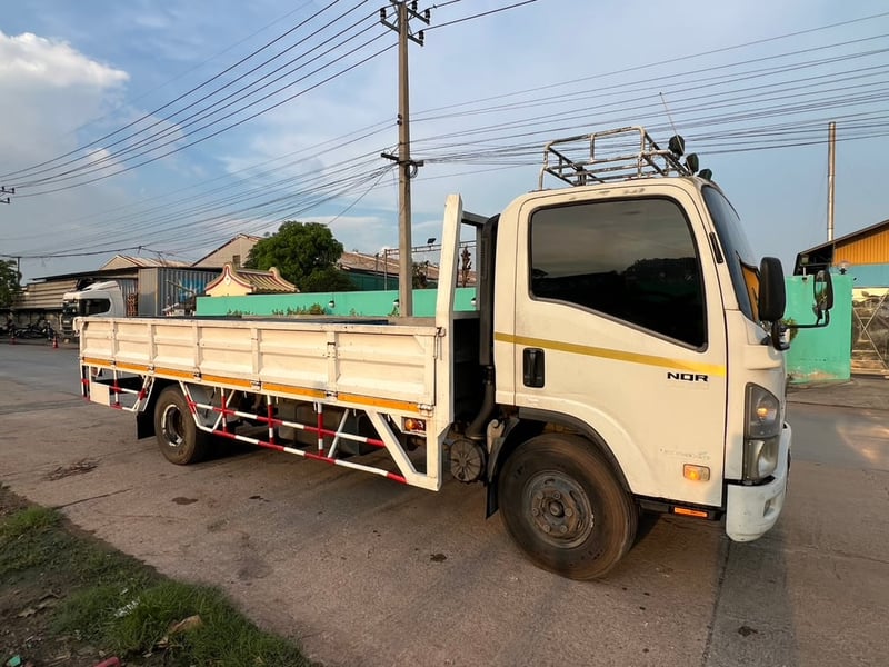 ด่วน ขายรถ 6 ล้อมือสองสภาพดี