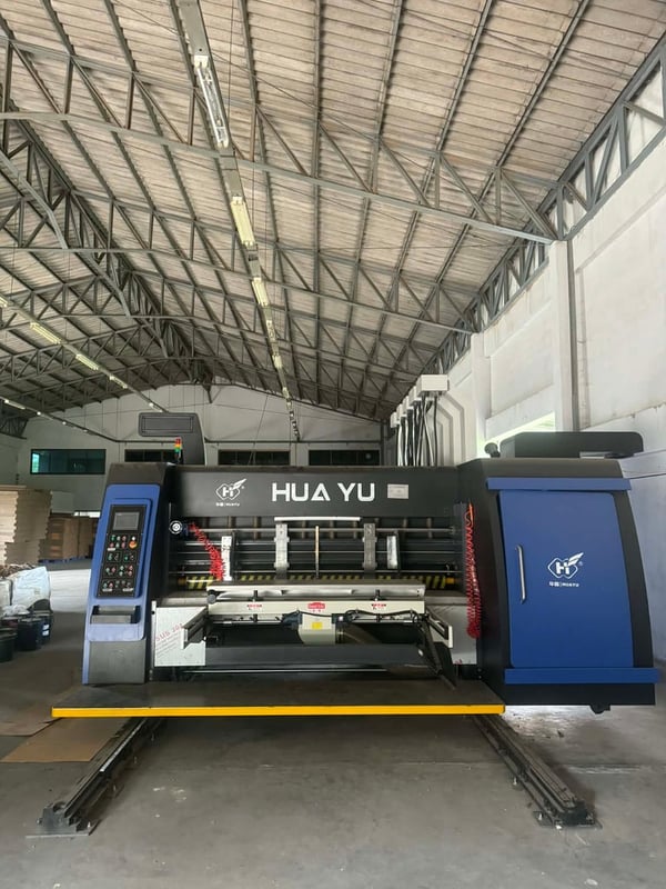 ขายเครื่องจักรผลิตกล่องกระดาษHUAYU-A (สภาพใหม่ ปี2025)