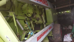 เครื่องอัดใบอ้อย ก้อนสี่เหลี่ยม