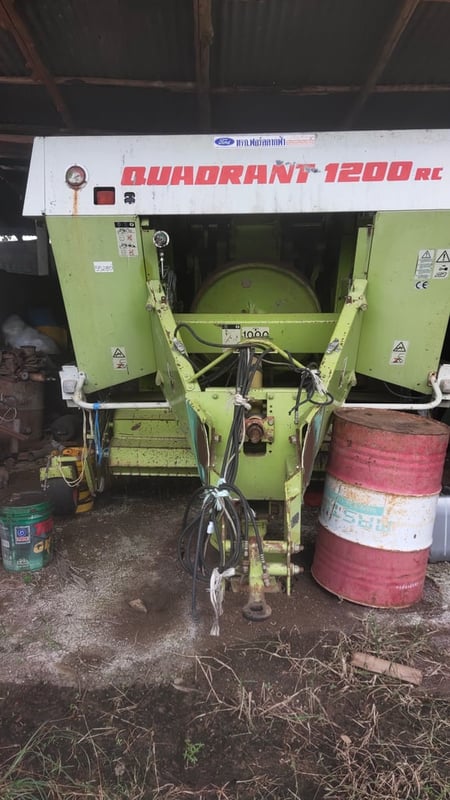 เครื่องอัดใบอ้อย ก้อนสี่เหลี่ยม