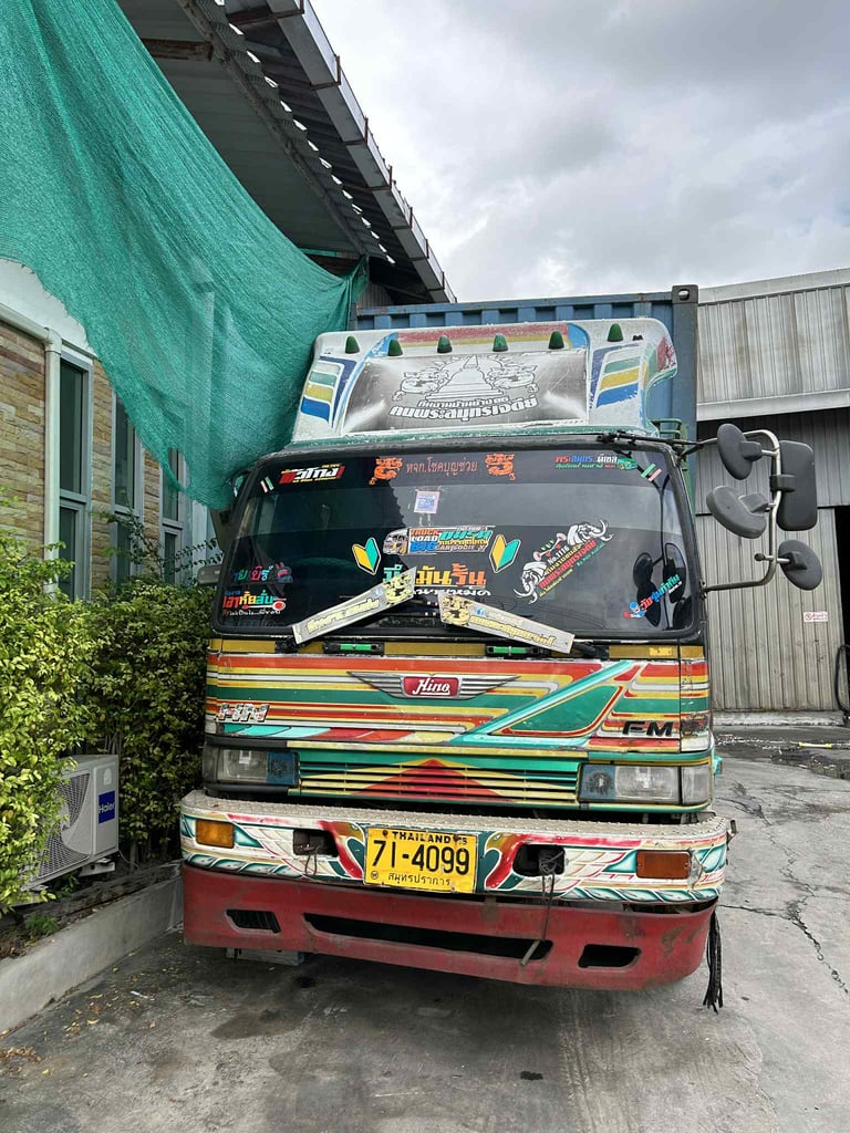 HINO FL 195แรงม้า รถบรรทุก 10ล้อ  HINO FL 195แรงม้า รถบรรทุก 10ล้อ