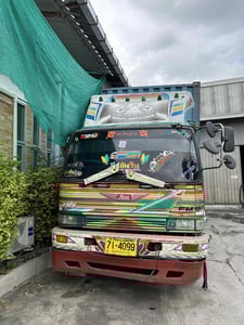 HINO FL 195แรงม้า รถบรรทุก 10ล้อ HINO FL 195แรงม้า รถบรรทุก 10ล้อ