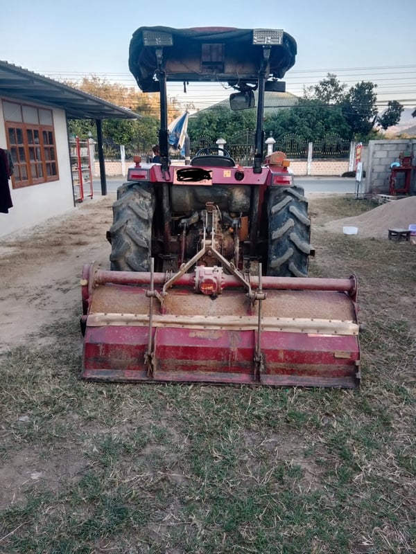 รถไถยันม่าแมนยู 51 แรงอุปกรณ์ 3 ชิ้น รถไถยันม่าแมนยู 51 แรงอุปกรณ์ 3 ชิ้น