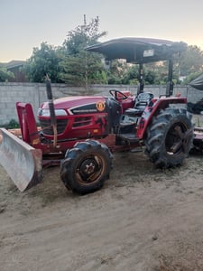 รถไถยันม่าแมนยู 51 แรงอุปกรณ์ 3 ชิ้น รถไถยันม่าแมนยู 51 แรงอุปกรณ์ 3 ชิ้น