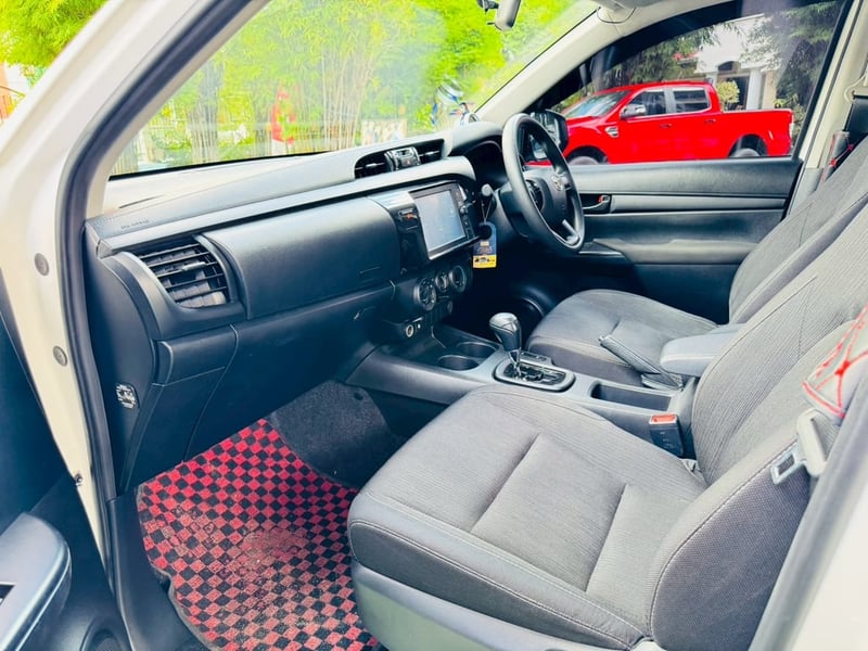 เกียร์ออโต้  ไมล์แท้ 22,xxx กม✔️TOYOTA  Hilux Revo Doublecab 2.4 Entry Z edition AUTO ปี 2024