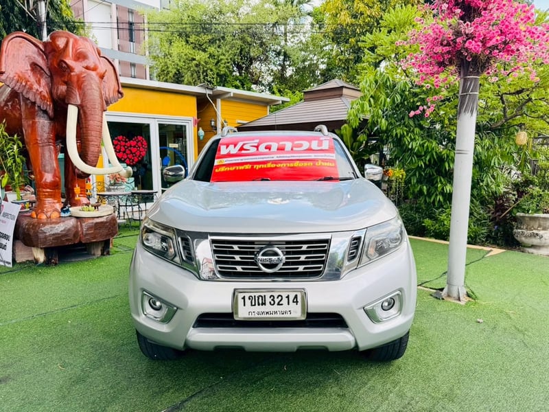 4x4 เกียร์ออโต้ TOP #NISSAN NAVARA NP300 Double Cab 2.5 VL 4WD  AT ปี 2020