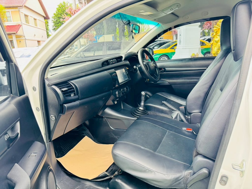 ตู้แห้ง สูงใน 180 ซม.  #TOYOTA REVO Singlecab 2.4  ENTRY ปี 2022