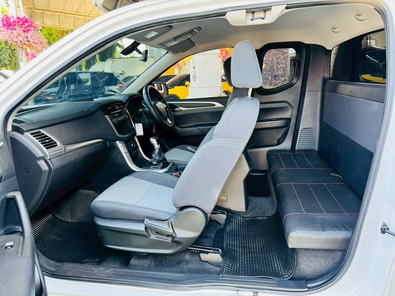 #MG EXTENDER GIANTCAB 2.0 C ปี 2024 ✅ฟรียางใหม่ 