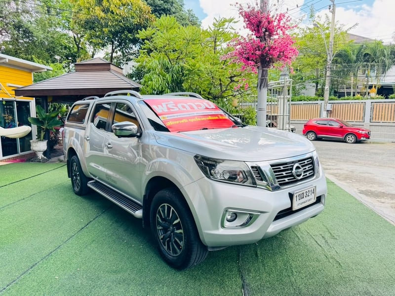 4x4 เกียร์ออโต้ TOP #NISSAN NAVARA NP300 Double Cab 2.5 VL 4WD  AT ปี 2020