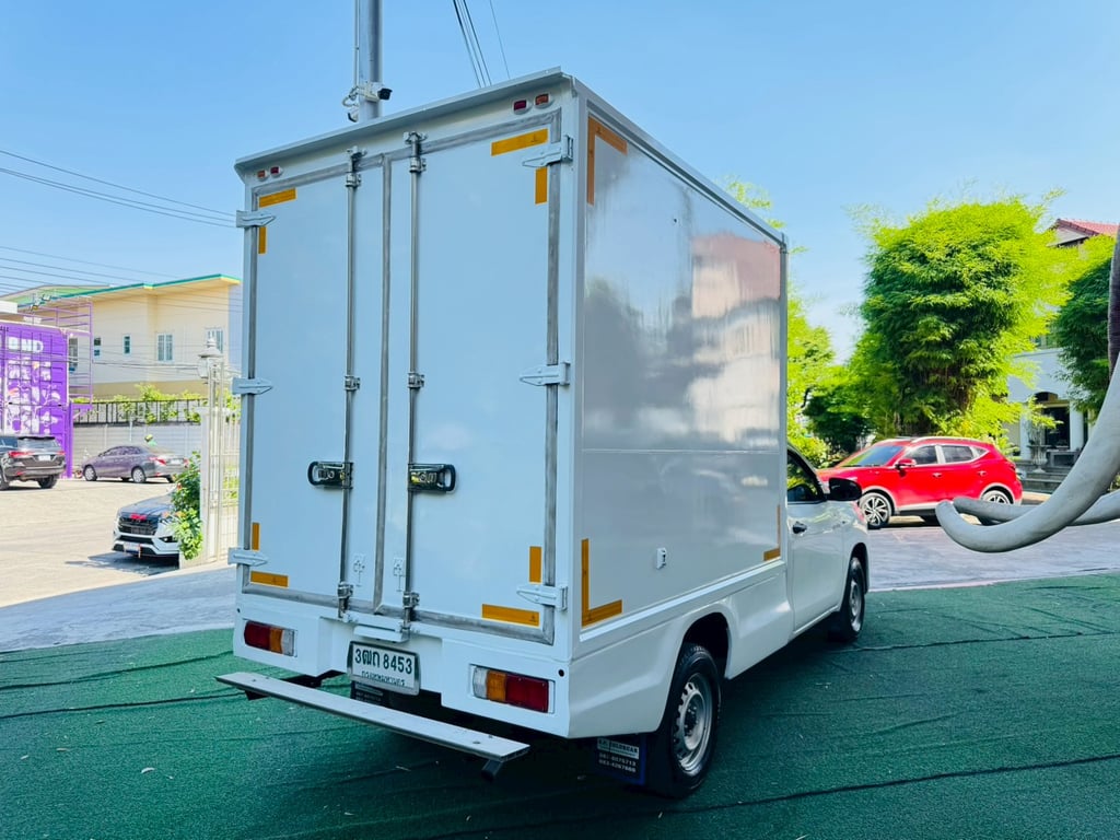 ตู้แห้ง สูงใน 180 ซม. ✔️เสริมแหนบ📌#TOYOTA REVO Singlecab 2.4  ENTRY ปี 2022