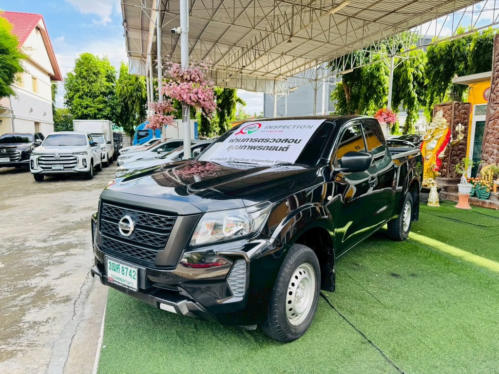 ออกรถ 0 บาท ไมล์แท้ 49,xxx กม #NISSAN NAVARA CAB 2.5 SL ปี 2023
