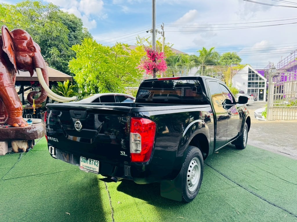 ออกรถ 0 บาท ไมล์แท้ 49,xxx กม #NISSAN NAVARA CAB 2.5 SL ปี 2023