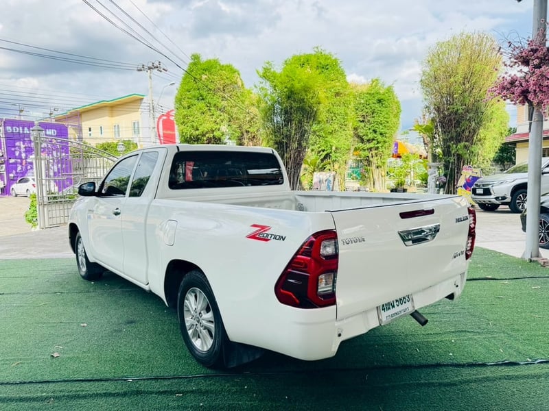 ออกรถ 0 บาท  ไมล์แท้ 34,xxx กม✔️TOYOTA  Hilux Revo Smartcab 2.4 Mid Z edition  ปี 2023