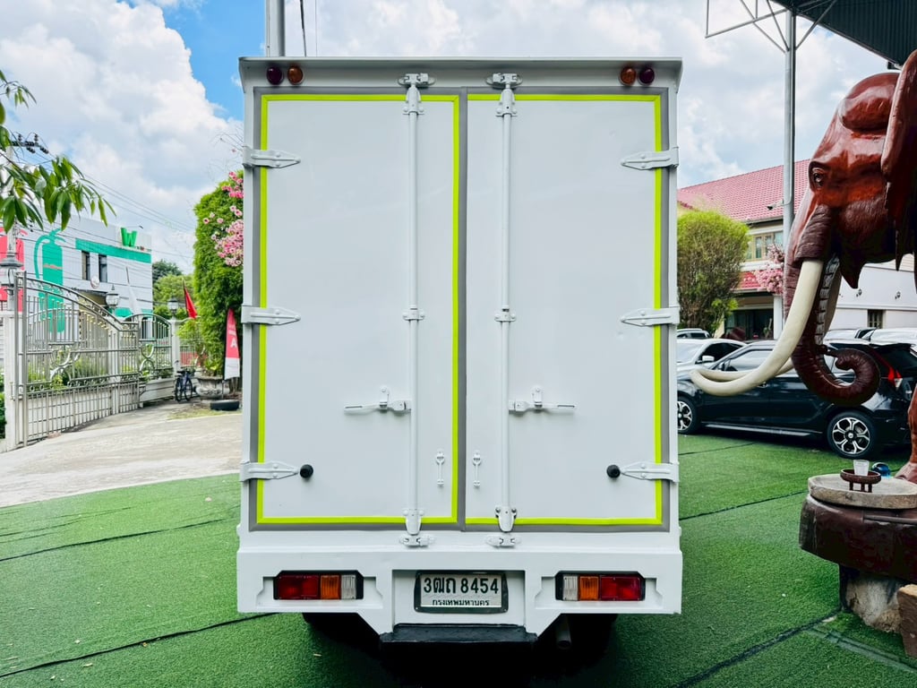 ตู้แห้ง สูงใน 180 ซม.  #TOYOTA REVO Singlecab 2.4  ENTRY ปี 2022