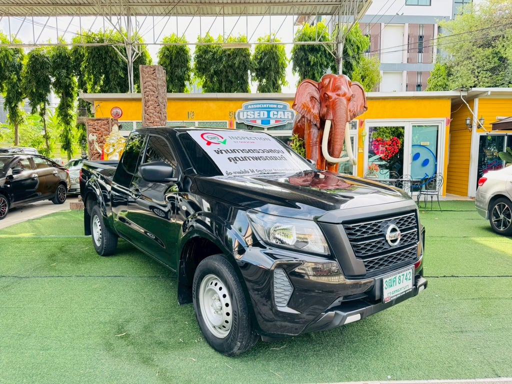 ออกรถ 0 บาท ไมล์แท้ 49,xxx กม #NISSAN NAVARA CAB 2.5 SL ปี 2023
