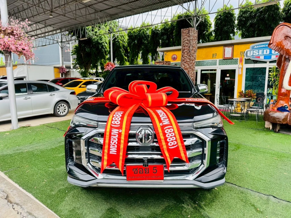 ออกรถ 0 บาท  เกียร์ธรรมดา #MG EXTENDER 4 ประตู 2.0 GRAND D MT ปี 2022