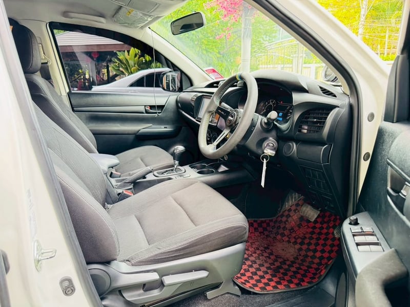 เกียร์ออโต้ ✔️TOYOTA Hilux Revo Doublecab 2.4 Enty Z edition AUTO ปี 2024 ✔️ไมล์แท้ 22,xxx กม เกียร์ออโต้ ✔️TOYOTA Hilux Revo Doublecab 2.4 Enty Z edition AUTO ปี 2024 ✔️ไมล์แท้ 22,xxx กม