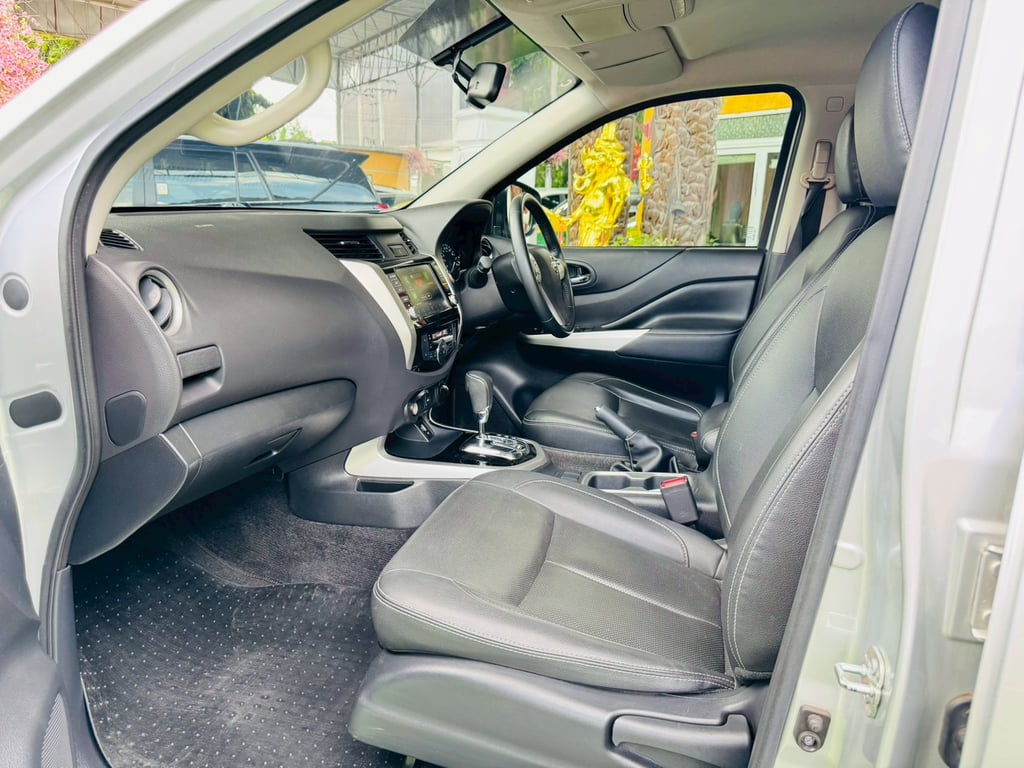 4x4 เกียร์ออโต้ TOP ✔️NISSAN NAVARA NP300 Double Cab 2.5 VL 4WD AT ปี 2020 4x4 เกียร์ออโต้ TOP ✔️NISSAN NAVARA NP300 Double Cab 2.5 VL 4WD AT ปี 2020