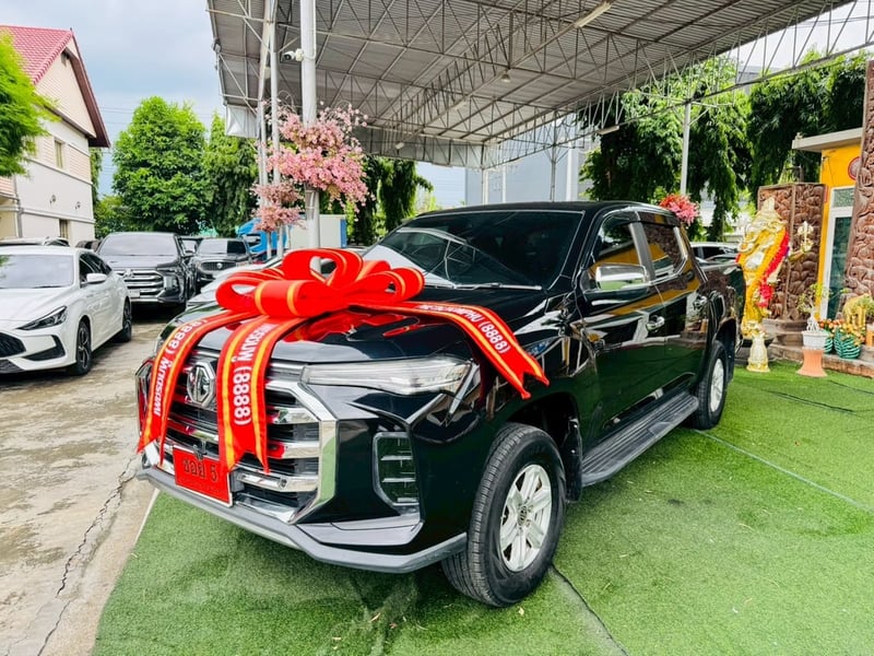 ออกรถ 0 บาท  เกียร์ธรรมดา #MG EXTENDER 4 ประตู 2.0 GRAND D MT ปี 2022
