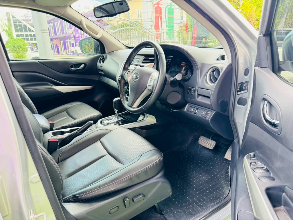 4x4 เกียร์ออโต้ TOP ✔️NISSAN NAVARA NP300 Double Cab 2.5 VL 4WD AT ปี 2020 4x4 เกียร์ออโต้ TOP ✔️NISSAN NAVARA NP300 Double Cab 2.5 VL 4WD AT ปี 2020