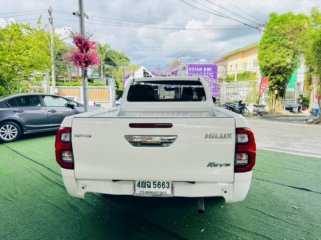 ออกรถ 0 บาท ไมล์แท้ 34,xxx กม✔️TOYOTA Hilux Revo Smartcab 2.4 Mid Z edition ปี 2023 ออกรถ 0 บาท ไมล์แท้ 34,xxx กม✔️TOYOTA Hilux Revo Smartcab 2.4 Mid Z edition ปี 2023