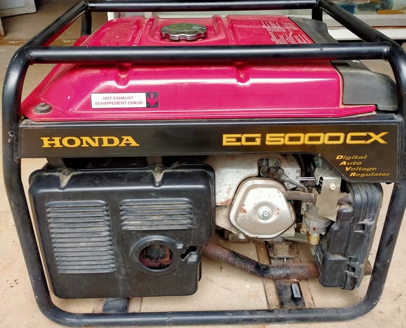 ขายเครื่องปั่นไฟ Honda EG5000 CX